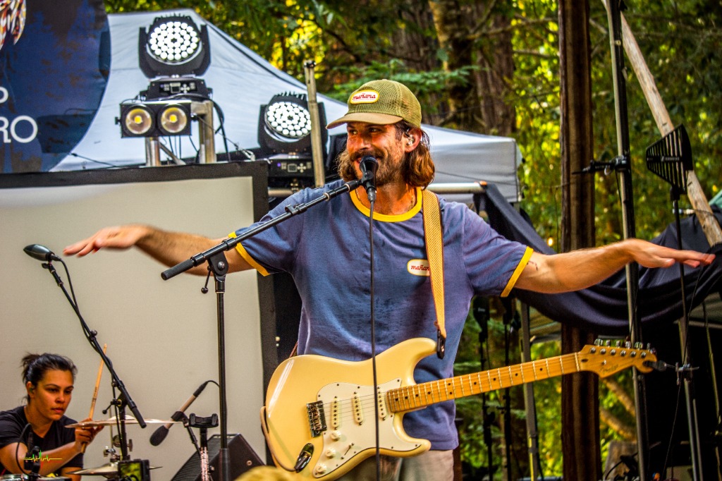 Alexander Blue live festival performance and concert photography